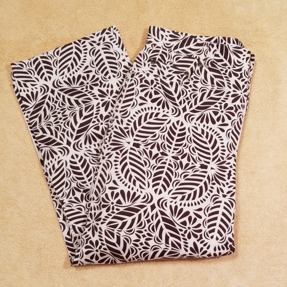Jones New York Sport Brown & Cream Capris in 6 - Picture 1 of 7